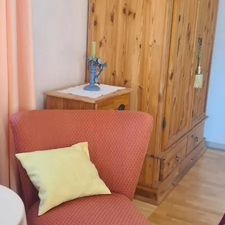 Vintage-neu Teilrenoviert